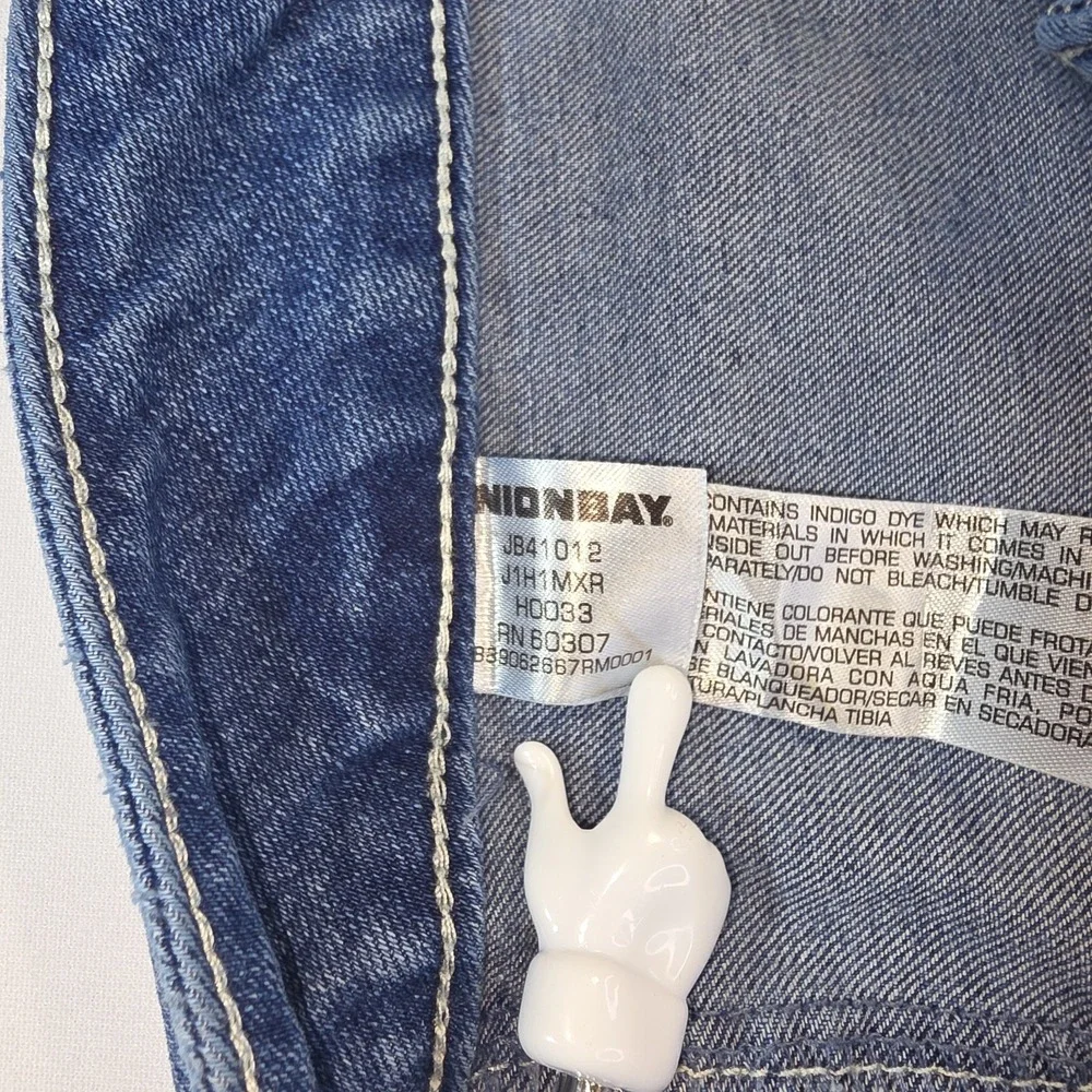 Unionbay Juniors Utility Jean Shorts Size 13/31 Blue Denim Cuffed Stretch